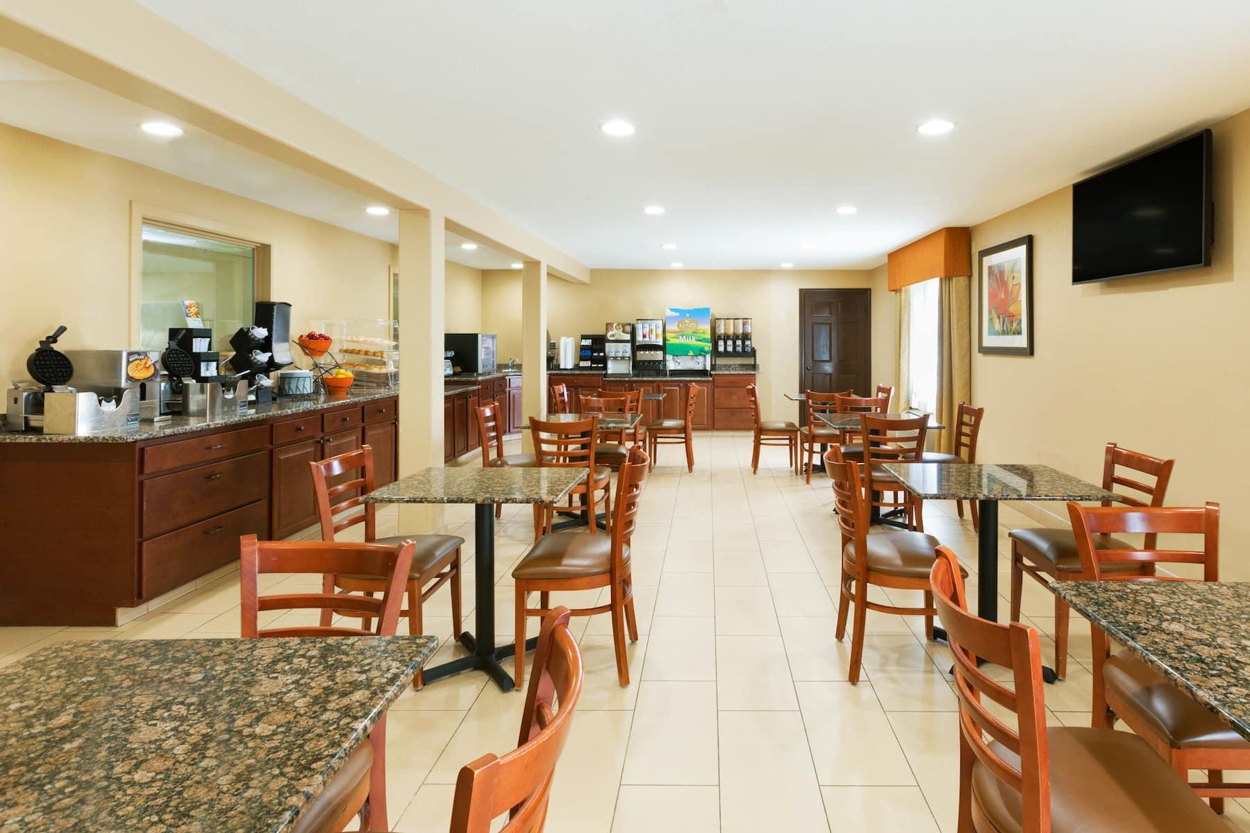 Days Inn & Suites By Wyndham Coralville / Iowa City Facilities photo